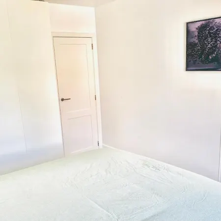Apartment Moderne 2 Et Grand Balcon